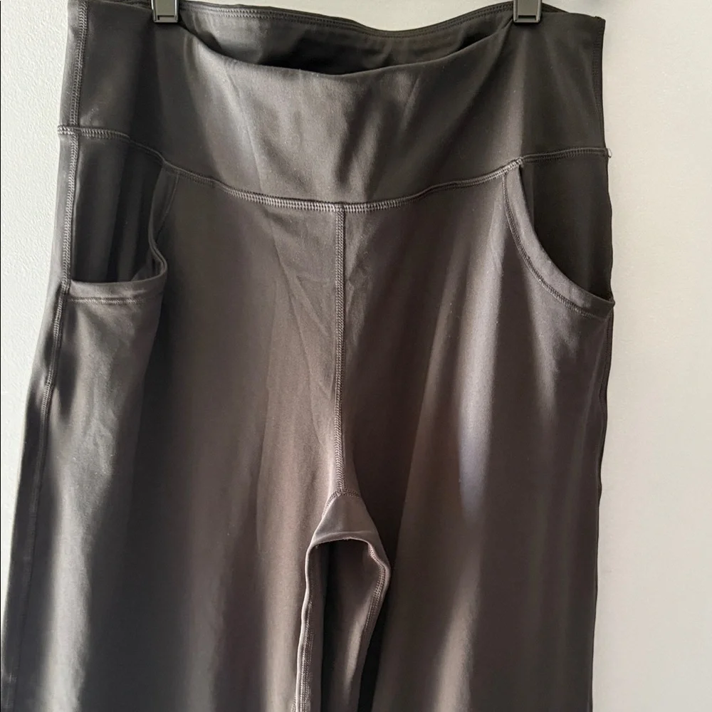 High-Waist Wide-Leg Pull-On Pants in Black Tall XXL 35”Inseam - Picture 5 of 13
